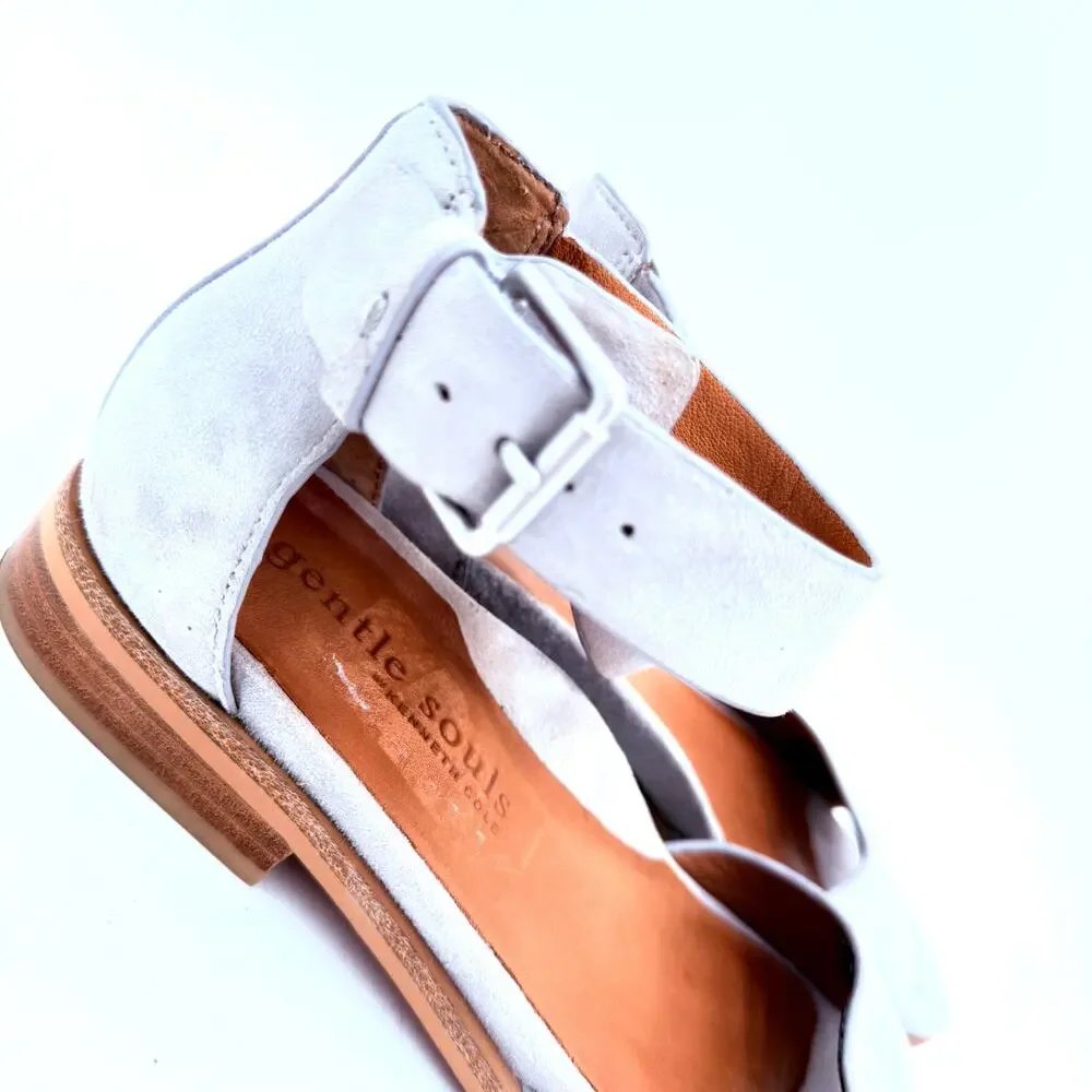 Gentle Soul by Kenneth Cole Women's Gracey Leather Buckle Ankle Sandals Size 6.5